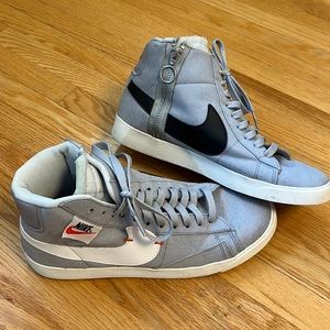 Nike, size 8 mens or 10 Womens